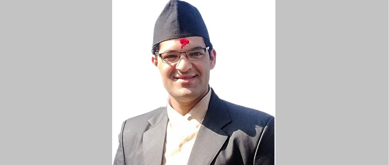 दिनेश अधिकारी।